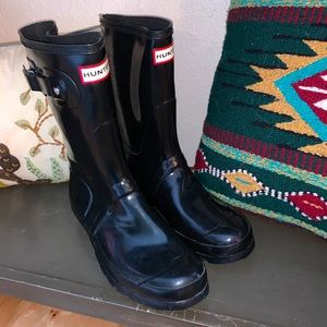 Hunter Black Gloss Short Rain Boots 9